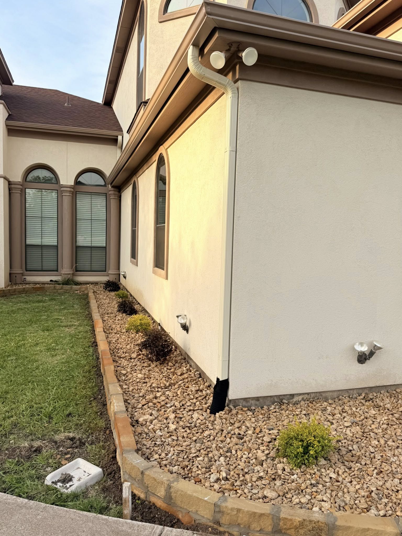 Rock bed border and landscape cleanup